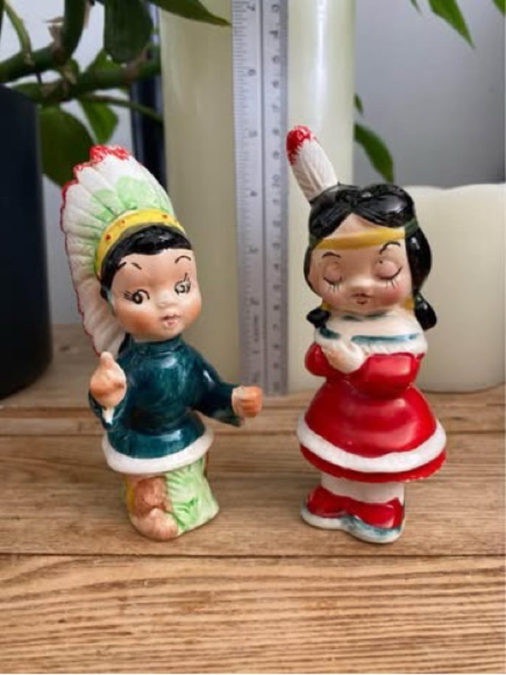 Vtg Mid-Century Indigenous Boy & Girl Salt & Pepper Shakers ~ Headdress Japan